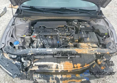 2024 Hyundai Elantra Sel from USA, damaged, VIN KMHLM4DG6RU819905